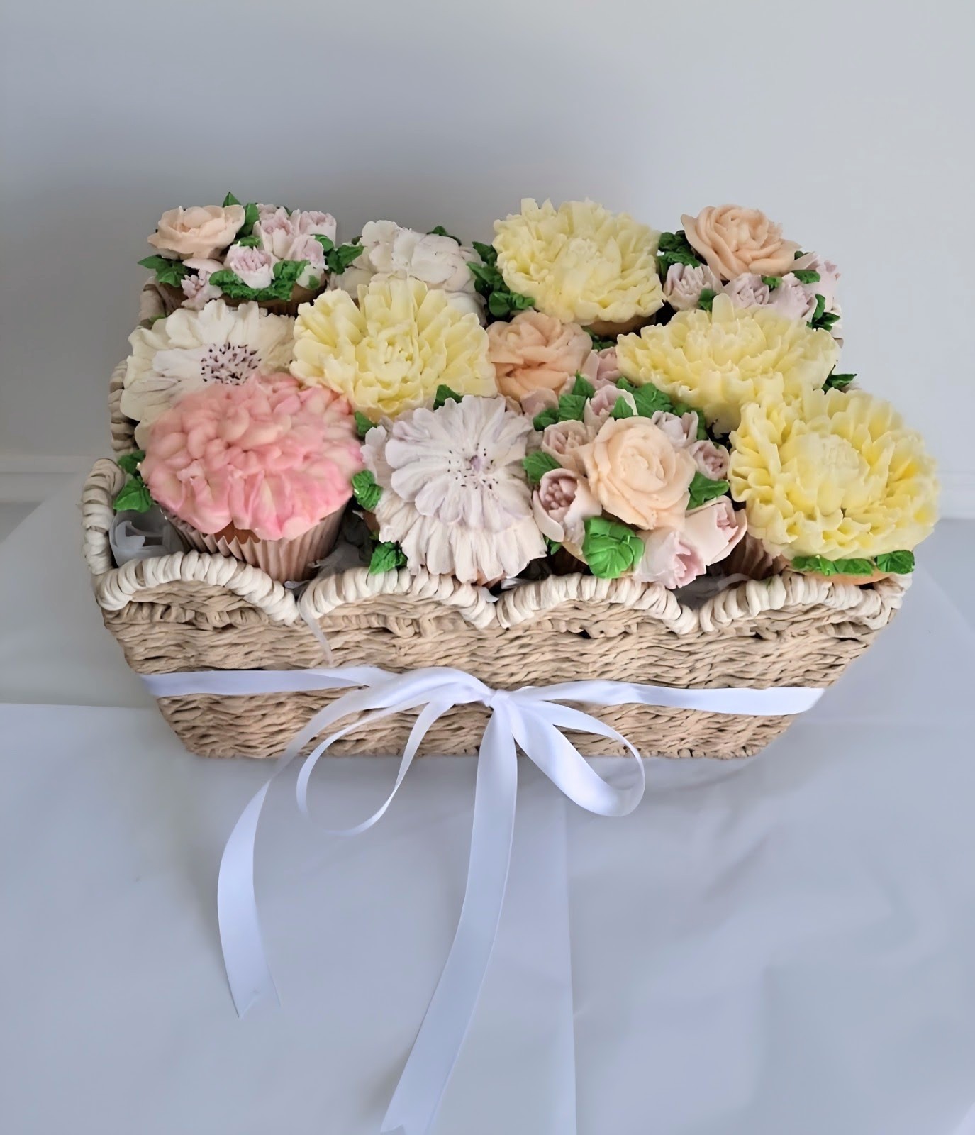 Medium Cupcake Hamper